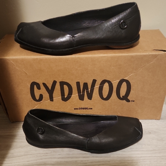NEW WITH BOX Women's High Quality Leather CYDWOK SHOES - Picture 2 of 8